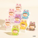 ฟิกเกอร์เด็กผู้ชายน่ารักคละสี 3.5x3x3cm