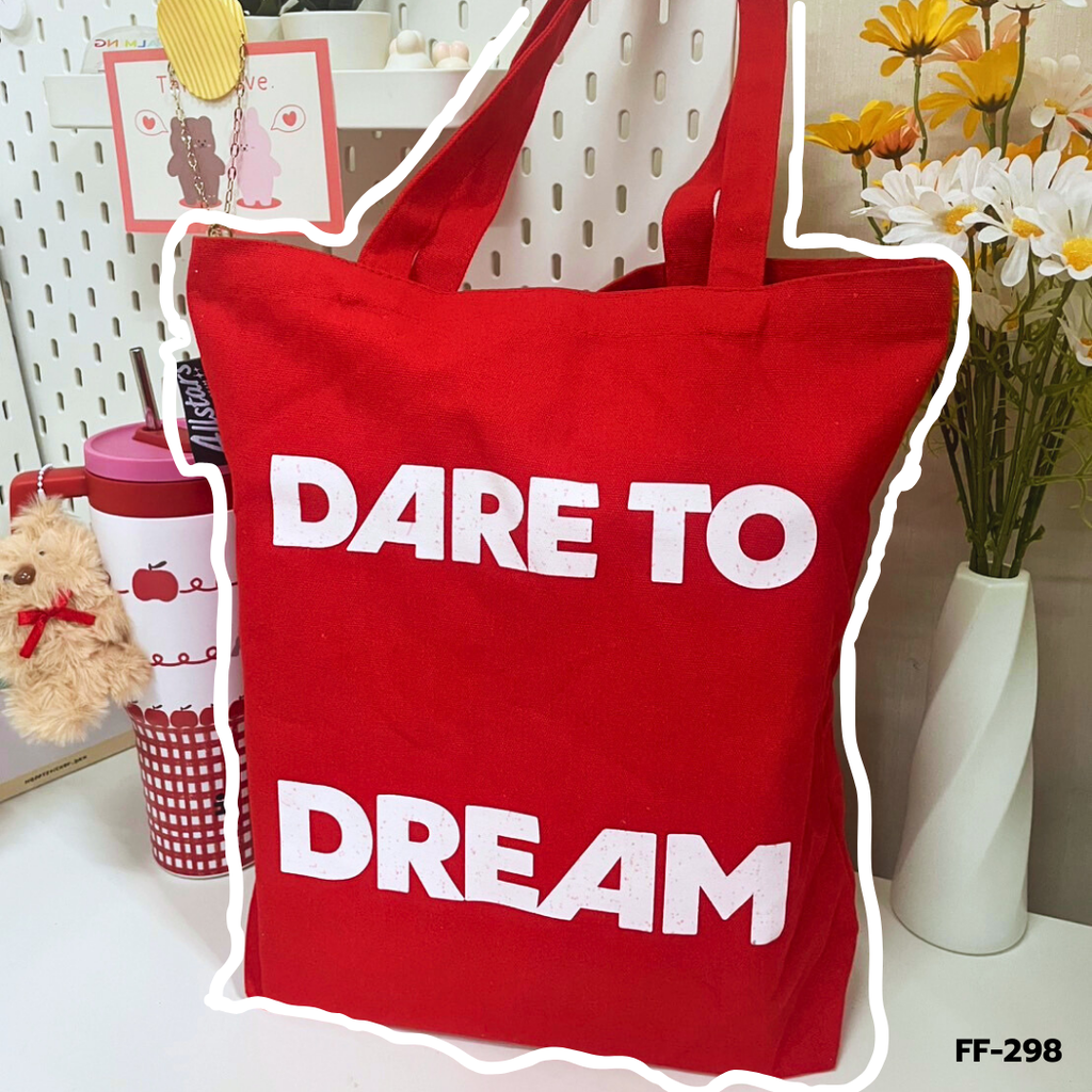 กระเป๋าผ้า สีแดง 8x36x40 cm