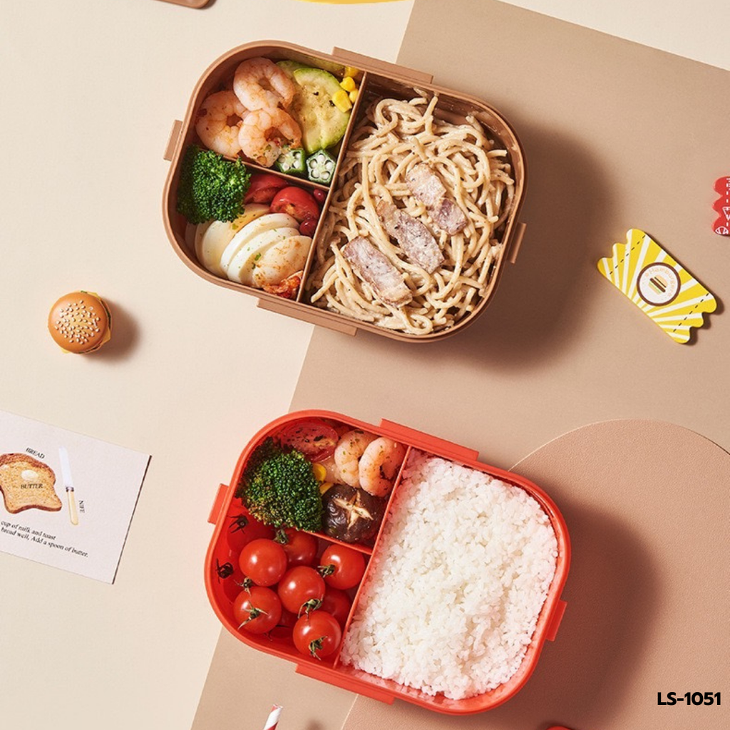 กล่องข้าว 3 ช่อง พร้อมช้อนส้อม ลาย Fast food