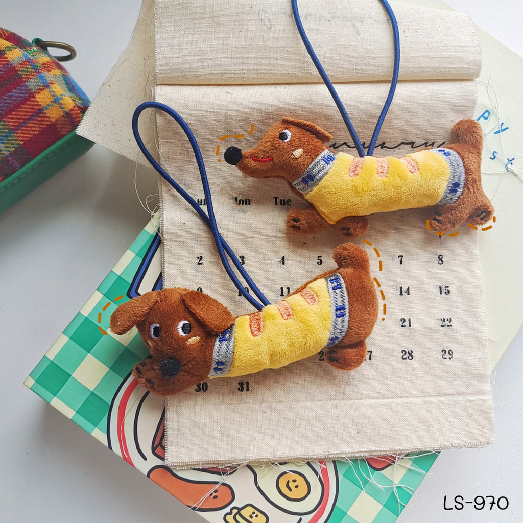 พวงกุญแจน้องหมาตัวยาว : 12x3 cm