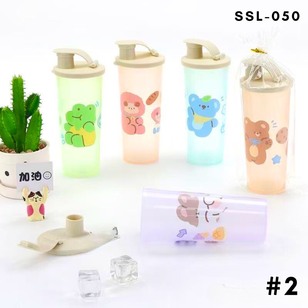 แก้วน้ำพลาสติกมีฝาจุกเปิดดื่มได้ คละลาย 450 ml (1x12)