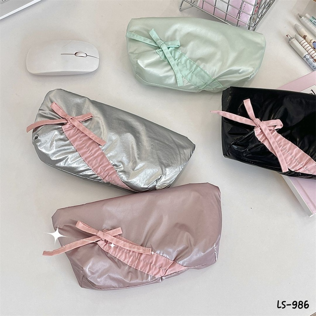 กระเป๋าดินสอผ้าร่ม สีเมทัลลิค : 24x14 cm